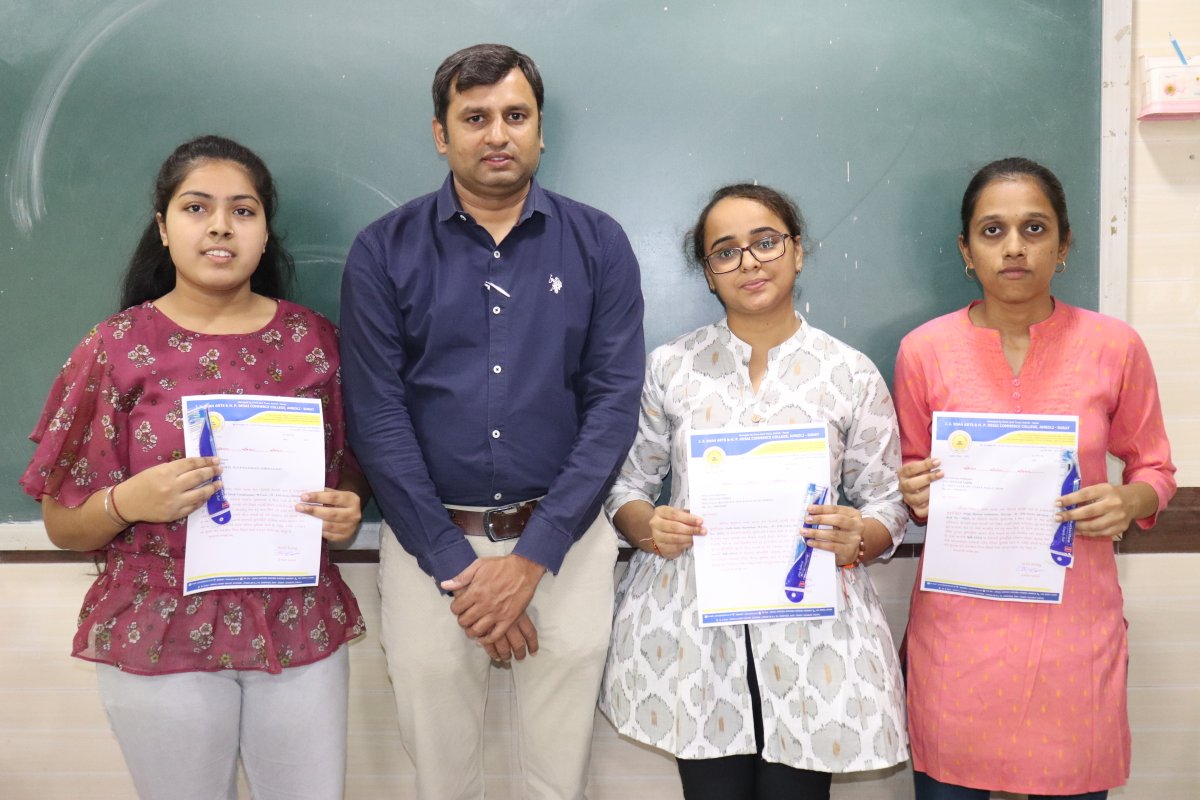 amroli10's tweet photo. Top – 5 Students In Internal Evaluation
https://t.co/zlbVBNqReF. Sem – II (Em)
Academic Year 2023
#amroli #amrolicollege #bestcollege #topcollege #jzshah #hpdesai #top5 #top5students #internalevaluation #Mcom #sem2 #academicyear2023 https://t.co/WiLjiX8fZv