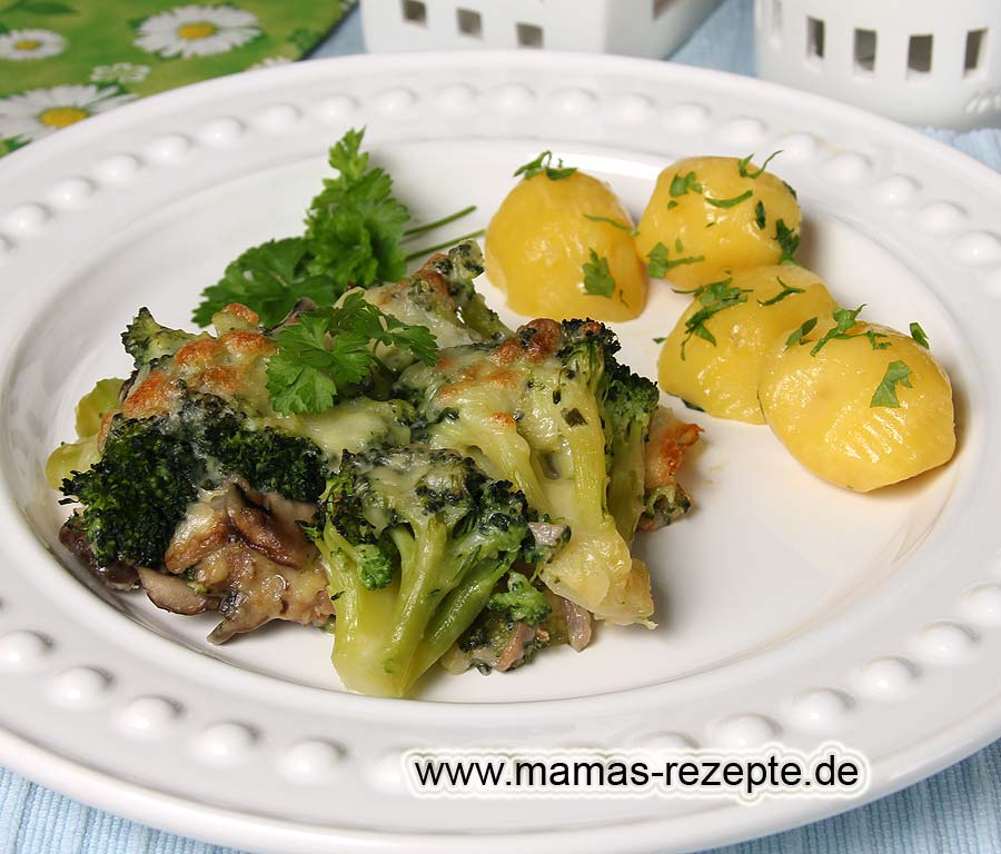 MamasRezepteWeb's tweet photo. Neues auf Mamas Rezepte: Brokkoli Pilzauflauf - https://t.co/IvXmoVe5Vf https://t.co/livd7wa4WT