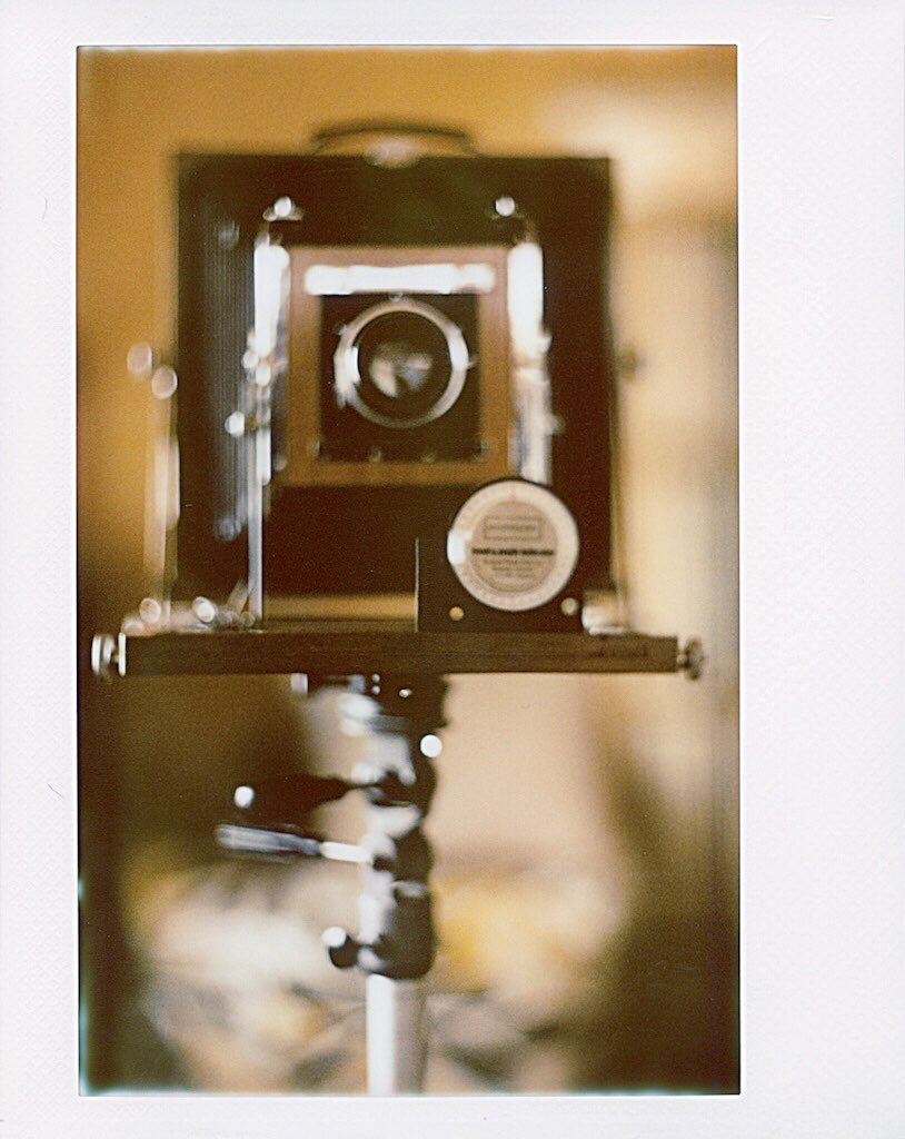 Kodak View Camera No.2-D 8x10 + 4x5 Reducing Back / Kodak Aero-Ektar 178mm f2.5 / LomoGraflok / Fujifilm Instax Wide