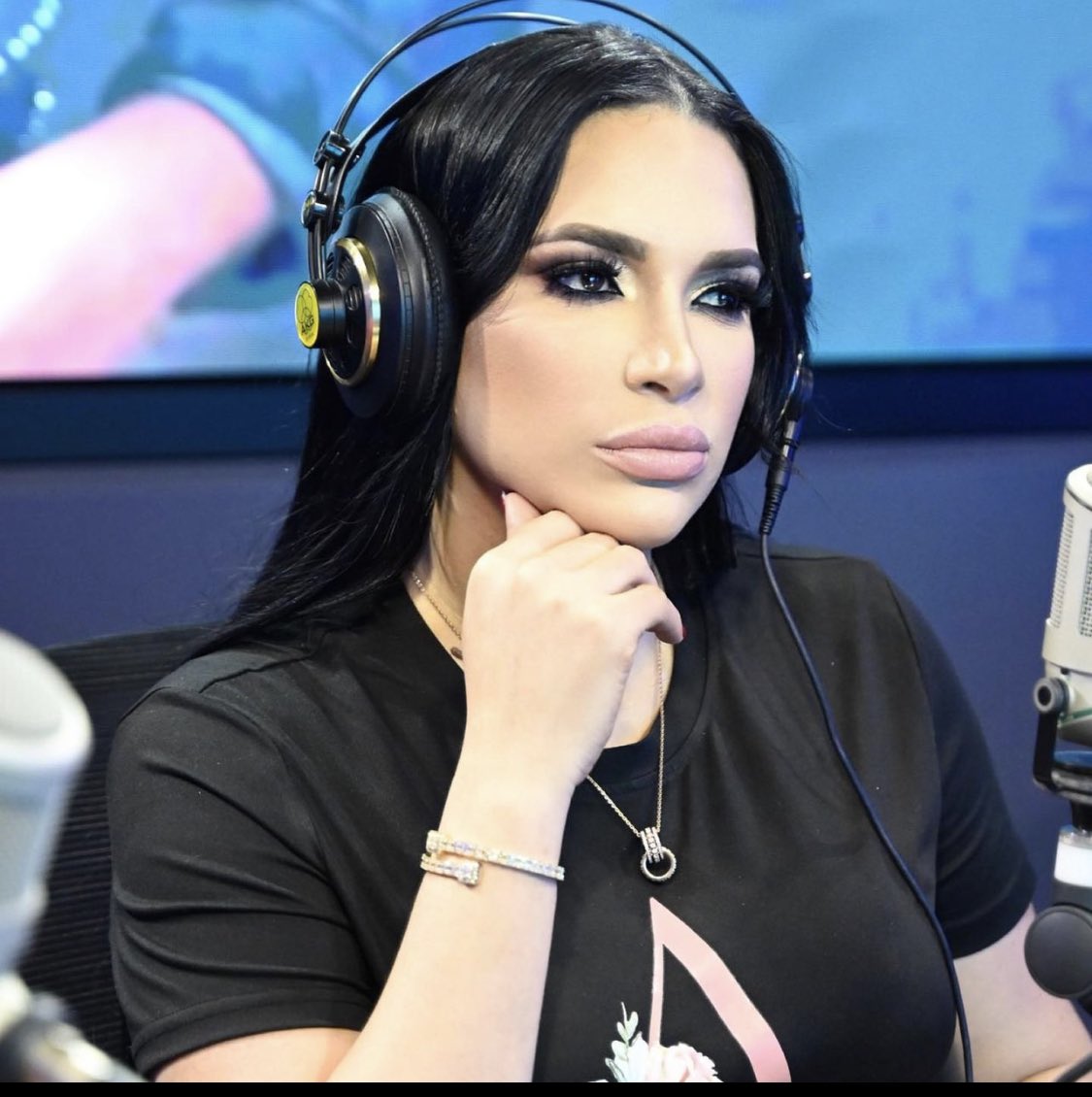 Maquiavelos's tweet photo. Vamo a eto, vamo a eto “””IN THE KIJA CHALLENGE””” eres #teamalofoke o #teamMananero Que todo sea por una buena causa y sin miedo al éxito. #alfoke #mańanero #ameliaalcantara #isaurataveras https://t.co/bVW0kvAnR0