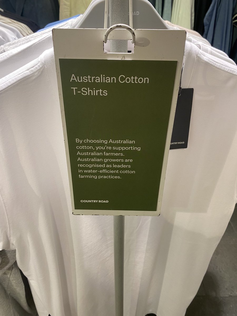 Country road celebrating the water efficiency of Australian cotton.