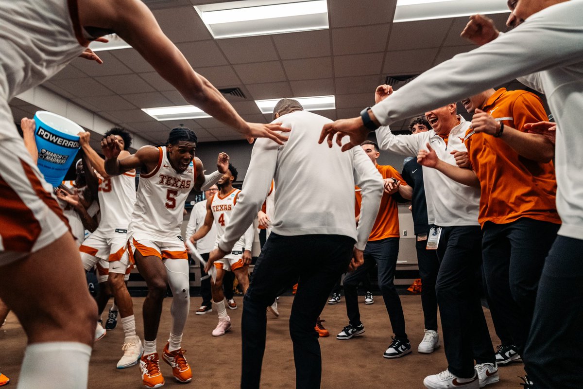 Texas Men’s Basketball on Twitter "ELITE HORNS 🤘"