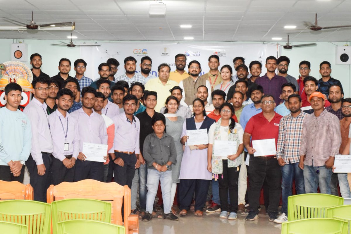 NIELITB's tweet photo. 1st ever Bootcamp on Drone Technology organised by NIELIT BBSR with 42 participant concluded on 24.3.23 with certificate distribution. Another milestone of NIELIT in Odisha towards reaching to unreached
@makerkarkhana #BonV @IGDrones
@NIELITIndia @GoI_MeitY @EIT_Odisha @AtalNit https://t.co/6snOXONLYl