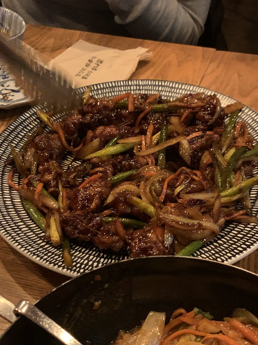 nulltowdz's tweet photo. 어제 정말 멋진 시간을 보냈어효 🧧
저와 친구들은 정말 진심으로 메인메뉴 전부. 그리고 사이드메뉴 전부. 시켜먹었는데 각자 맛이 쪼금씩 다르게 맛있어서 그냥 테이블에서 기영이소리가 끊이질않음 🎶 

#당신을갑으로모십니다
#to_my_best_RENJUN https://t.co/zWJxKWzfVl