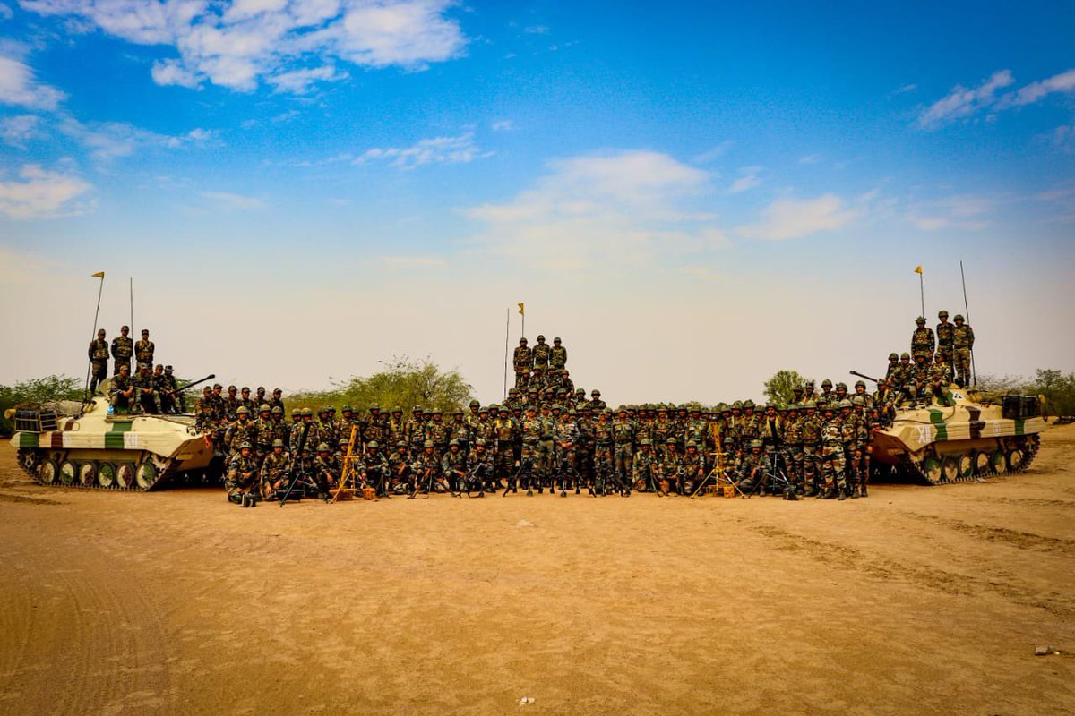 IaSouthern's tweet photo. Accomplishing excellence, #LaungewalaBrigade honed capabilities validating battle drills using multi calibre weapon platforms. Battle innoculation under live situations helped acquire desired skills &amp; training boosting confidence amongst all ranks.
#OnPathToTransformation https://t.co/hRKaAZ04YF