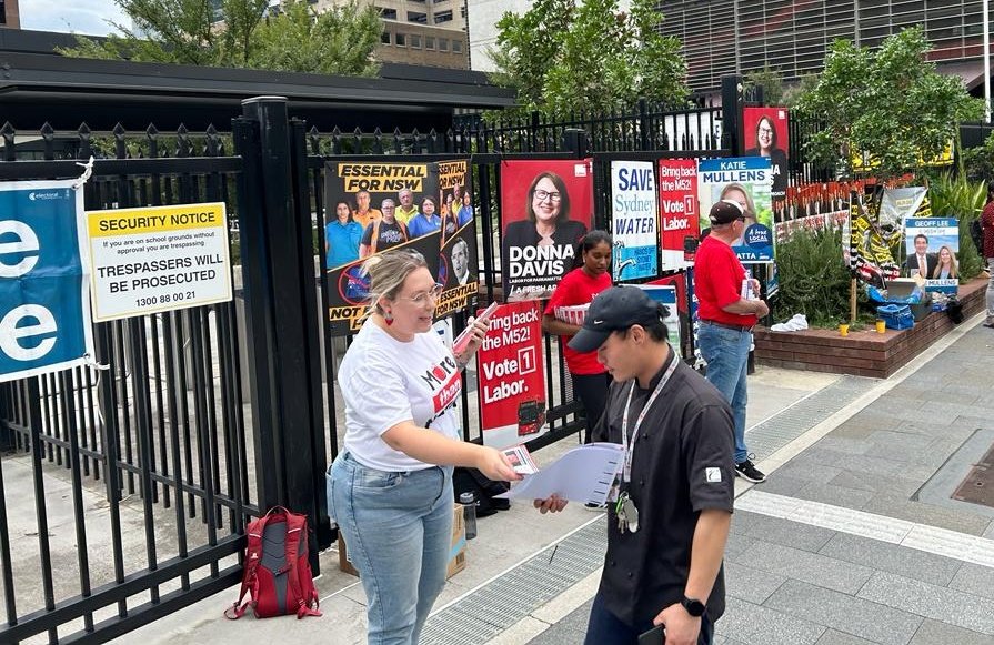 Joined my comrades in the Parramatta Electorate to spread the message. Perrottet's Teacher shortages must stop. We can't survive four more years of this. #morethanthanks <a href="/TeachersFed/">Teachers Federation</a> @AGavrielatos <a href="/GoversJeffrey/">Jeff Govers</a>