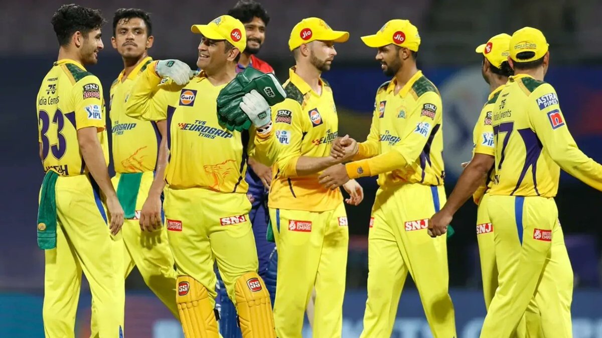 TheRaveClub2's tweet photo. Chennai Super Kings 
#HailCSK #CSK #MSDhoni https://t.co/DwlWvOk9yg
