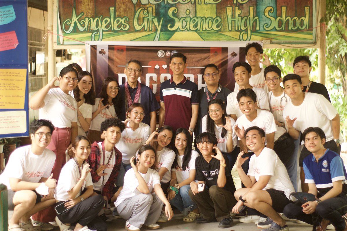 acsci_sslg's tweet photo. the importance of fighting for human rights to many aspiring youth leaders of Angeles City Science High School. 

Special thanks to Atty. Chel Diokno and his team for making this happen! ❤️ https://t.co/ah07CvIGVb
