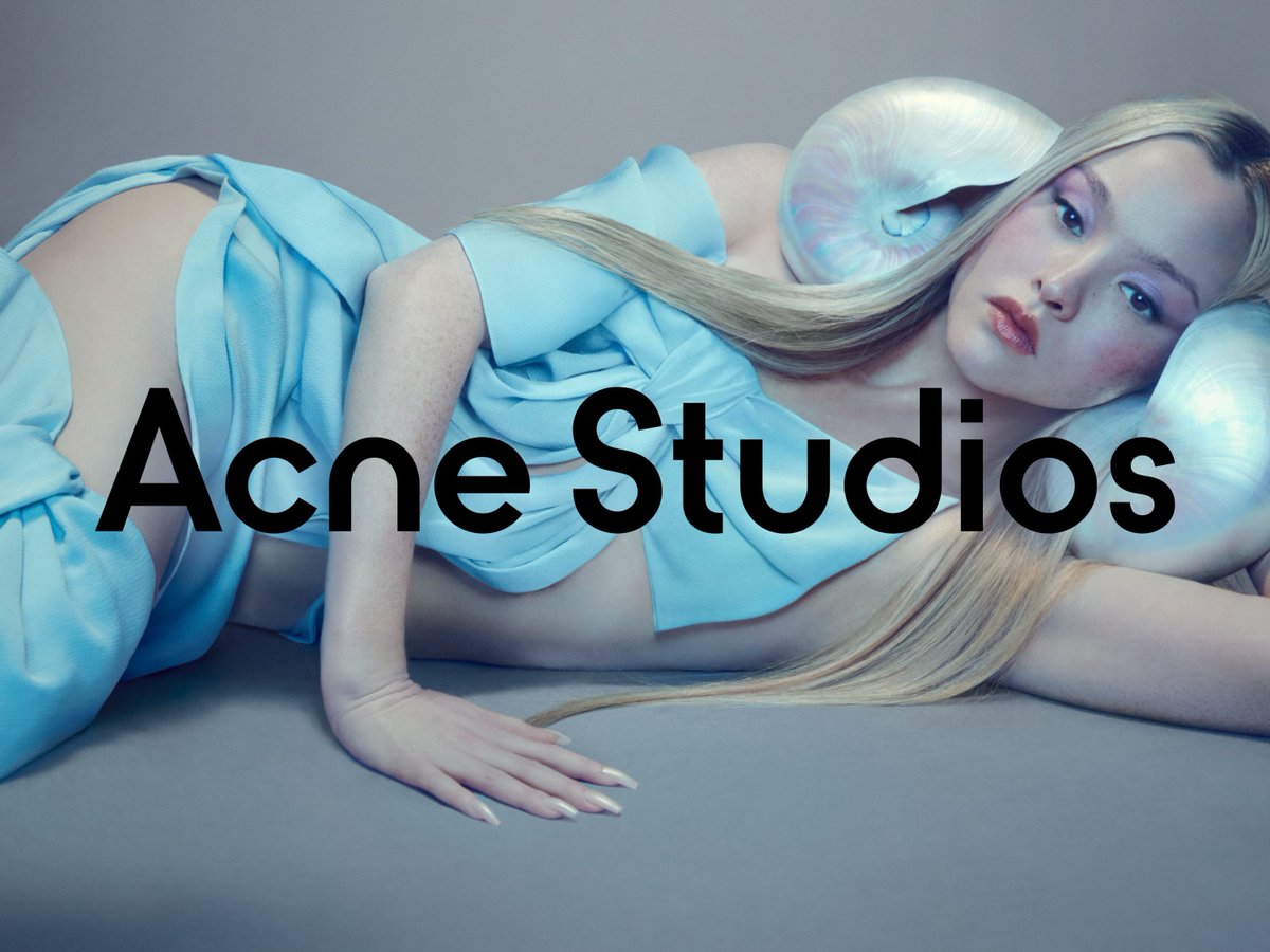 #AcneStudios #SS23 Campaign: #DevonAoki, Photo #CarlijnJacobs, Styling #LéopoldDuchemin
#패션사진 #패션광고