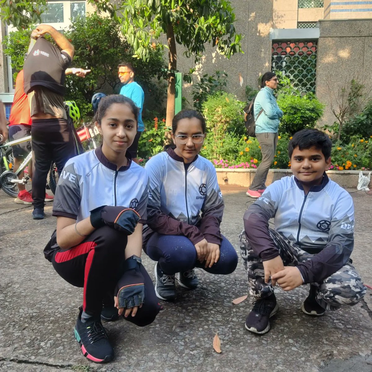 DPRdelhi's tweet photo. Generation next is all ready! It feels so good to see that our young kids understand the need of the right lifestyle for the better future ๐.
#pedalfortheplanet
#BiggestHourForEarth
#EarthHour
#EarthHourIndia
#wwfindia
#MyHourForEarth
#BYCSIndia #cycletocommute https://t.co/tZzFW0q4WI