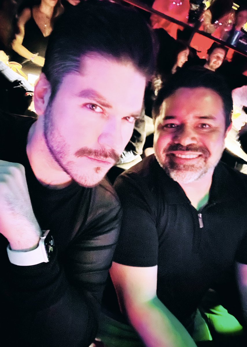 AlistairMeneses's tweet photo. #AmoMyst @MY_Sound_Track 💕 https://t.co/IPlVDNfMwd