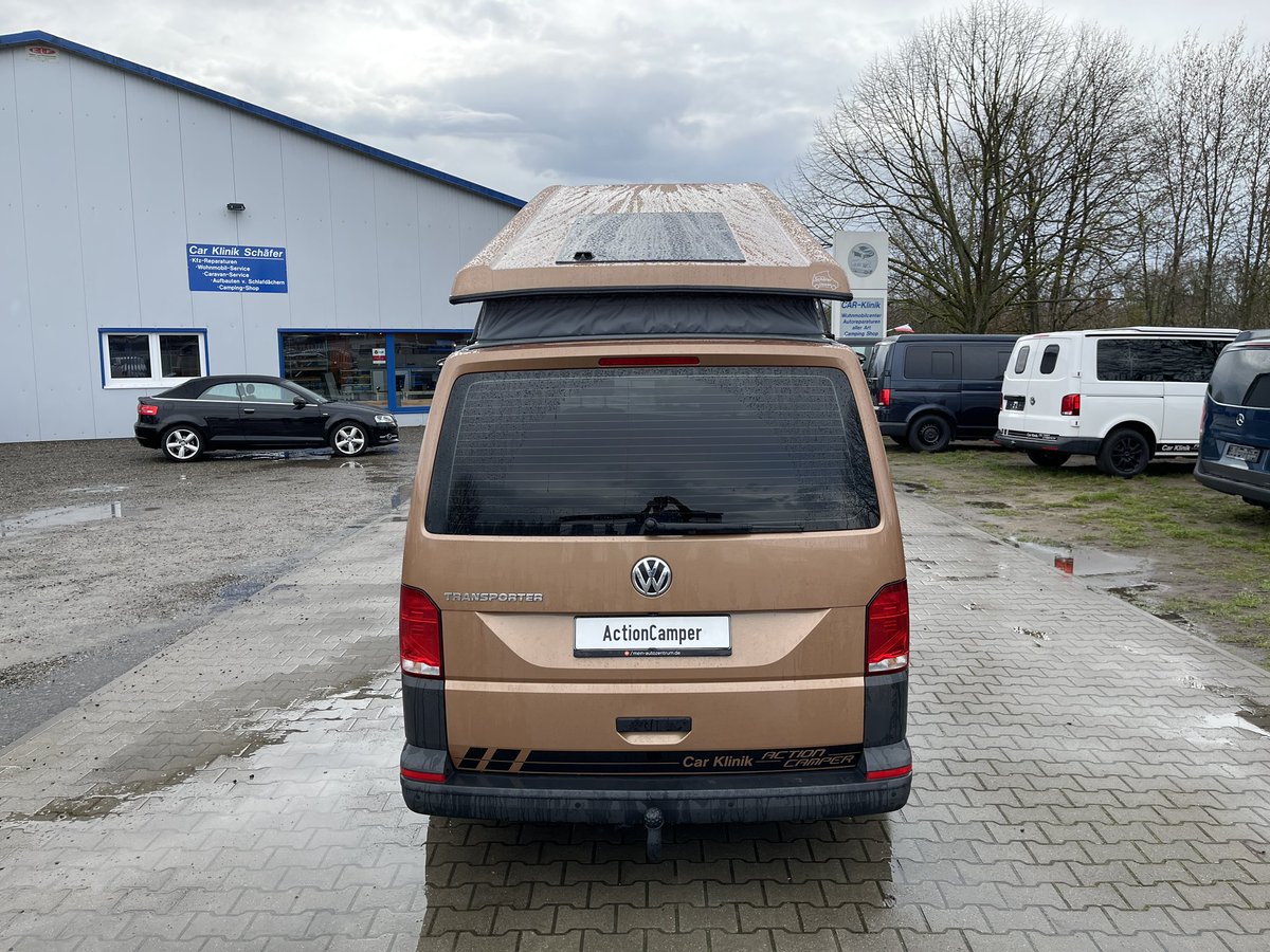 ActionCampervan's tweet photo. Wir präsentieren zu unseren 20 jährigen Firmenbestehen den Car Klinik Action Camp4.0 Ausbau für den Langen Radstand VW T6.1 in Echtholz mit schlafsitzbank 
 #campervan #camperausbau #camperlife #camperliebe #vanausbau #vw #aufstelldach #vw #vwt6camper #vwt6 #vwt6campervan https://t.co/8El967u1j1