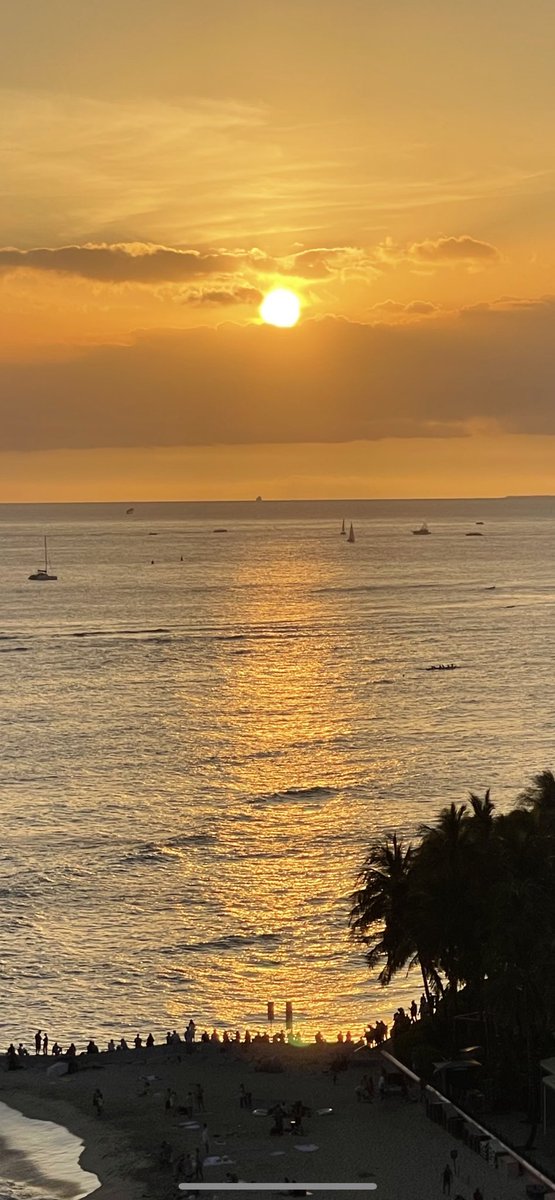 G’night #Waikiki