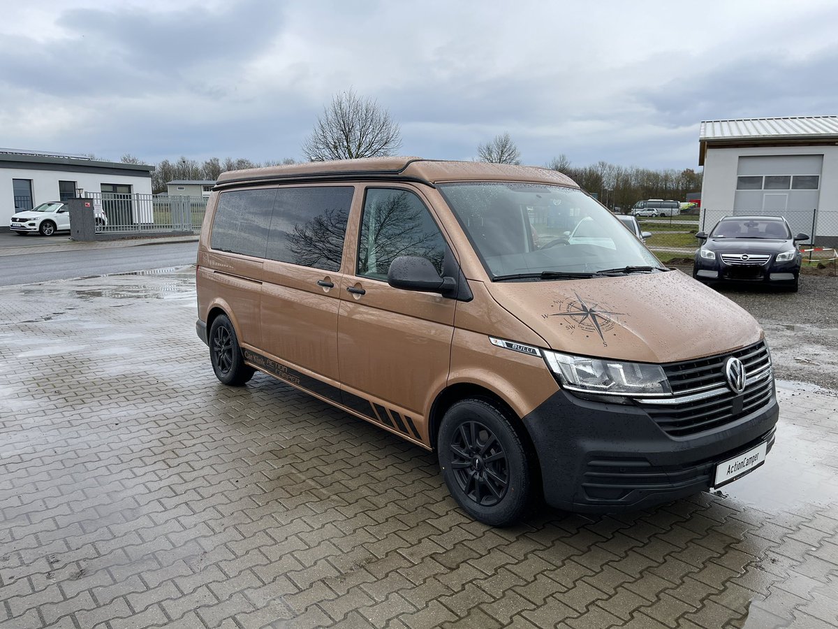 ActionCampervan's tweet photo. Wir präsentieren zu unseren 20 jährigen Firmenbestehen den Car Klinik Action Camp4.0 Ausbau für den Langen Radstand VW T6.1 in Echtholz mit schlafsitzbank 
 #campervan #camperausbau #camperlife #camperliebe #vanausbau #vw #aufstelldach #vw #vwt6camper #vwt6 #vwt6campervan https://t.co/IB6rHYGSjY