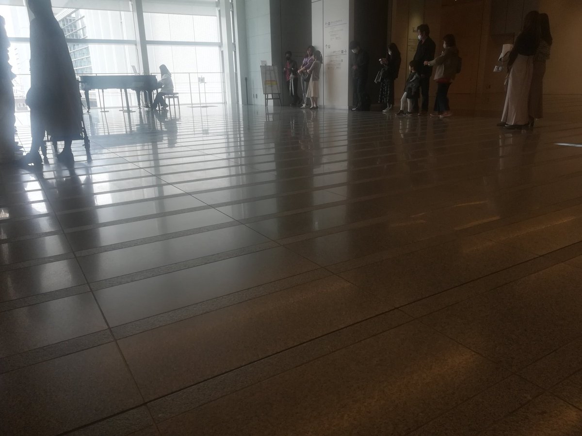 なう(2023/03/25 14:03:38)
 #名古屋駅ストピ