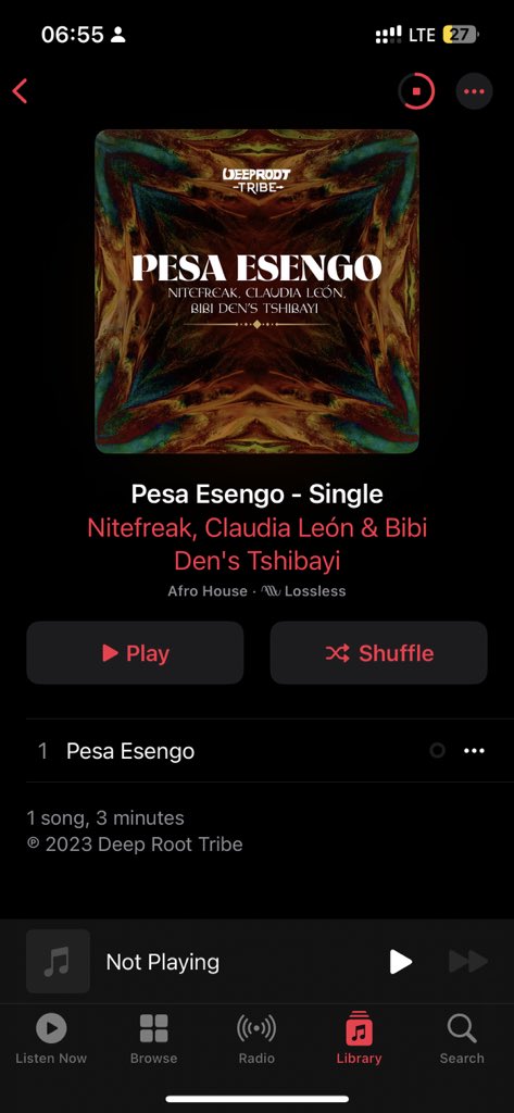 CalvinTeddy's tweet photo. After a long difficult day in Zimbabwe πΏπΌ. I go back home and shower myself with the Melodies by @nitefreakdj and just go #PesaEsengo β¦ π§Όsmoothest #DeeprootTribe beat https://t.co/knAYJtdoGp