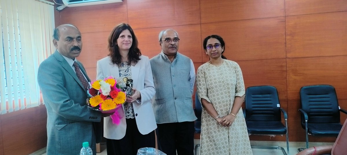 albarrett09's tweet photo. Thank you to #ProfJoshi and the wonderful Karnataka State Higher Education Council @kshec for hosting us yesterday to discuss the thriving collaborations between HEIs in Karnataka and the UK. VCs, Sts and faculty all set to visit UK over the coming months. @inBritish https://t.co/jkwcaKxqpC