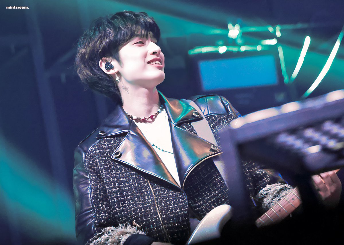 mintcream0114's tweet photo. 221218 Stage ♭ : Overture Day3
#XdinaryHeroes #엑스디너리히어로즈 #곽지석 #Gaon #가온 https://t.co/pMem8Ob1Pp