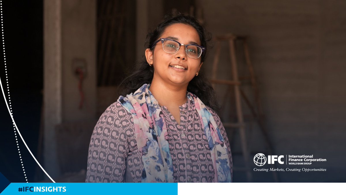 IFC_fr's tweet image. 👩‍💼 Le leadership féminin

👩‍💻 Les femmes et l&apos;apprentissage en ligne  

👩‍🌾 L&apos;autonomisation des agricultrices 

L&apos;édition d&apos;#IFCinsights de ce mois-ci est dédiée aux femmes et à la promotion de l&apos;#égalité des genres dans le secteur privé. 👉🏾wrld.bg/oGTG50Hz3JZ