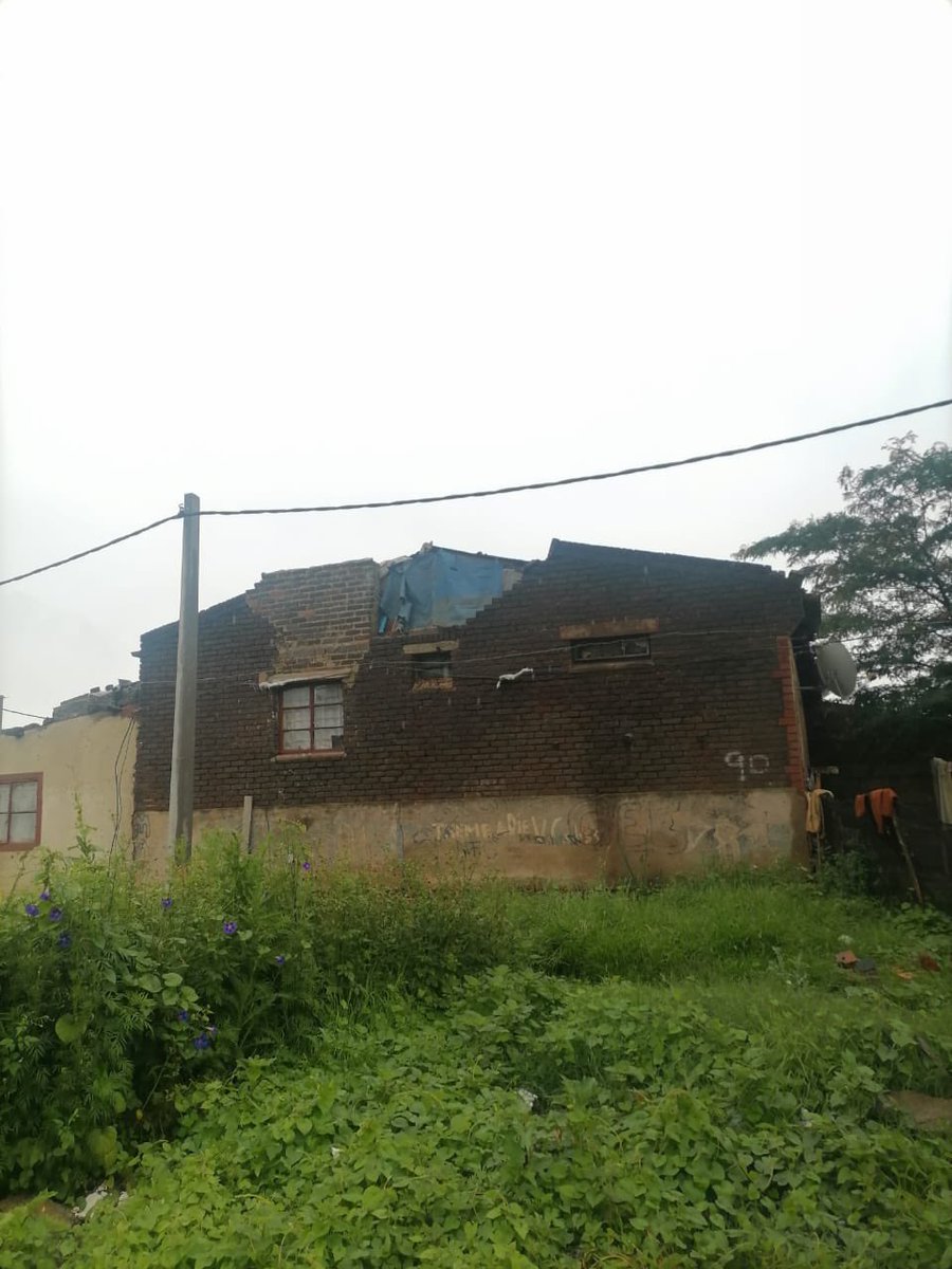 GaytonMcK's tweet image. @OnsBaizaNie are expected to vote for outside new toilets in an area where 80% of the houses are falling apart, our people need houses and I gave my word that we will budget for houses in next financial year. Let’s not play to the gallery, these are peoples lives.