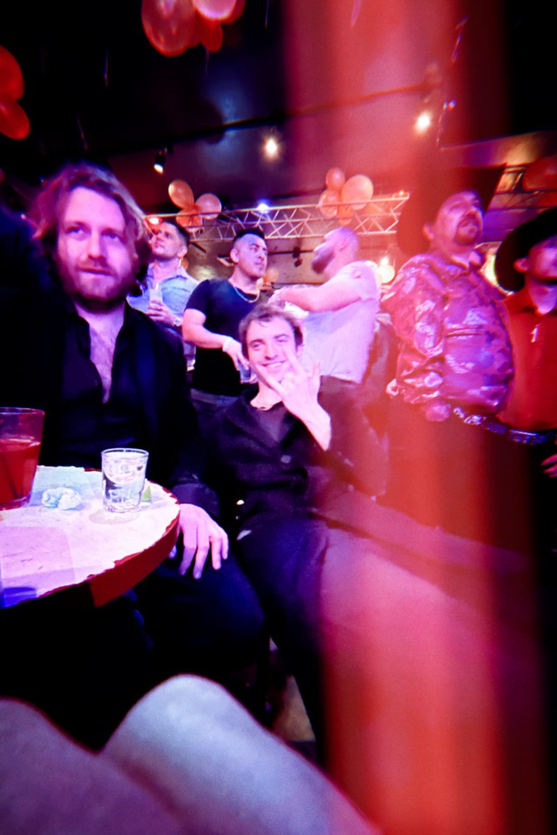 🤡 if <a href="/anniesalright/">Annie Armstrong</a> <a href="/artnet/">Artnet</a> is going to characterize you as black metal, at least know how to throw the horns. (Late to the party sorry I was traveling). #ifuckinghatetheartworld