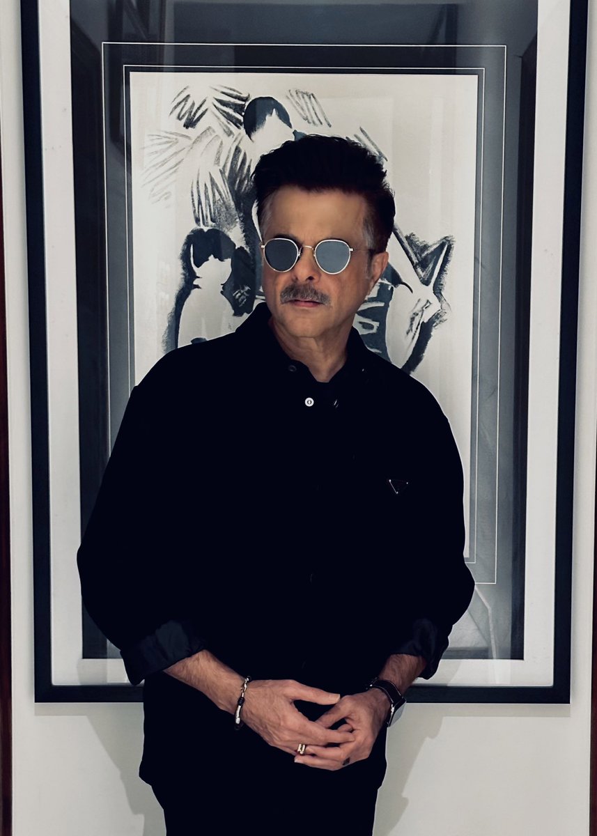 journalistSejal's tweet image. #AnilKapoor in #basicblack 

@AnilKapoor @AnilKapoorFC @AnilKapoor112 @AnilKapoorFans

#anilkapoor #AnilKapoorInBlack #Bollywood #Entertainment