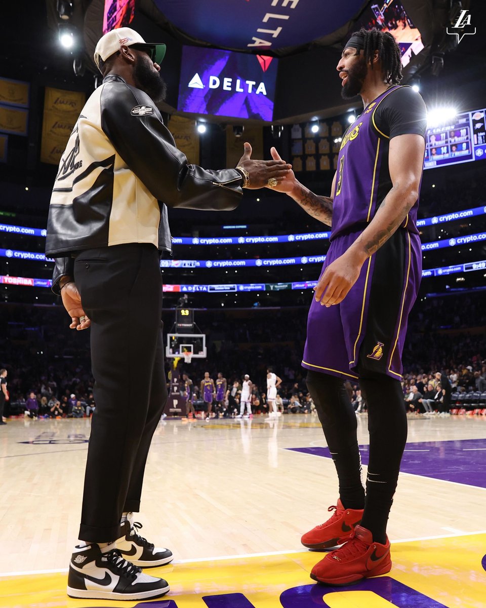 Good night, Lakers Fam 🤝