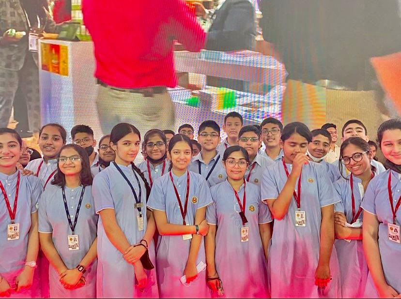 teamURJA_06's tweet photo. Here’s team urja at the millet conference where our respected Prime Minister Shri Narendra Modi was also present. Who knew millets are so beneficial??🌾 https://t.co/JMRIH7P2yN