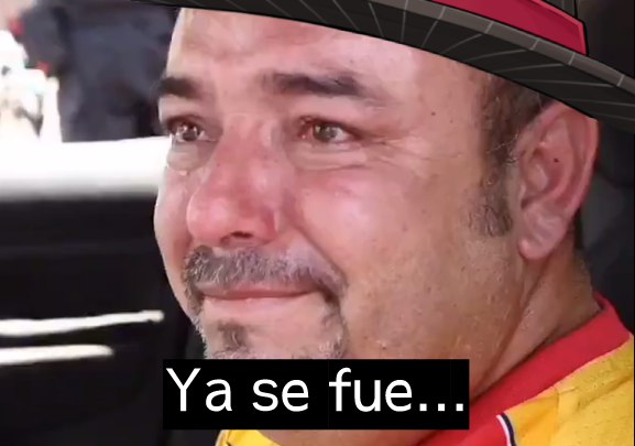 Primer día sin Pandora...

Intenten sonreír, es lo que ella habría querido.