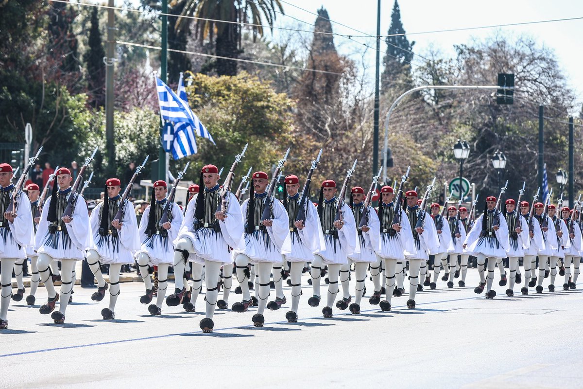 proedrikifroura's tweet image. #hellas