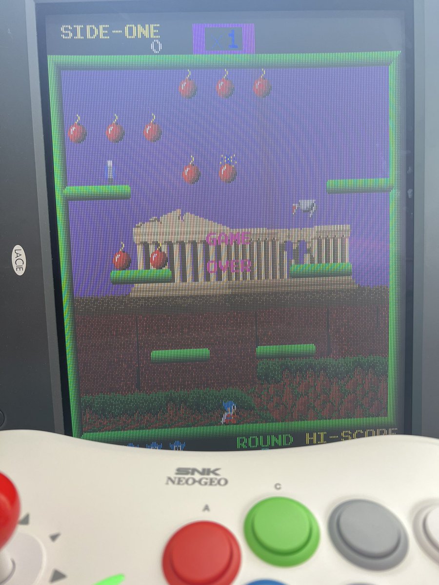 scbriggs's tweet image. Saturday retro game of the day
Tate #bombjack #crt #MiSTerFPGA 
LaCie 21” #SNK #arcade prostick