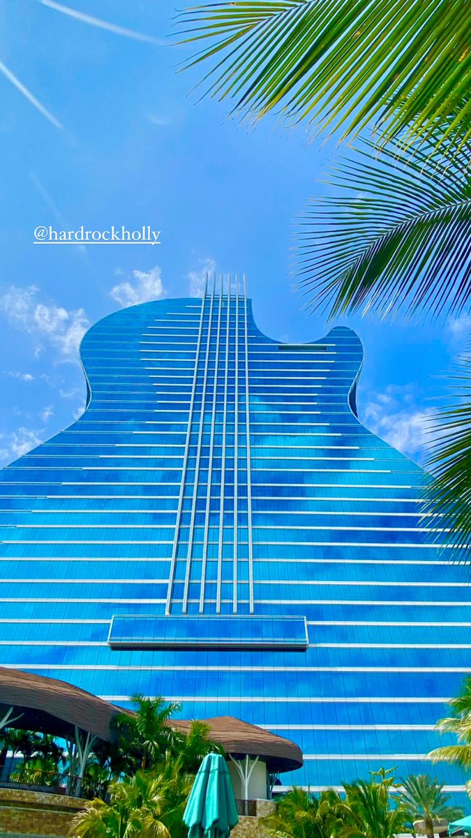 📷 <a href="/HardRockHolly/">Seminole Hard Rock Hollywood</a>