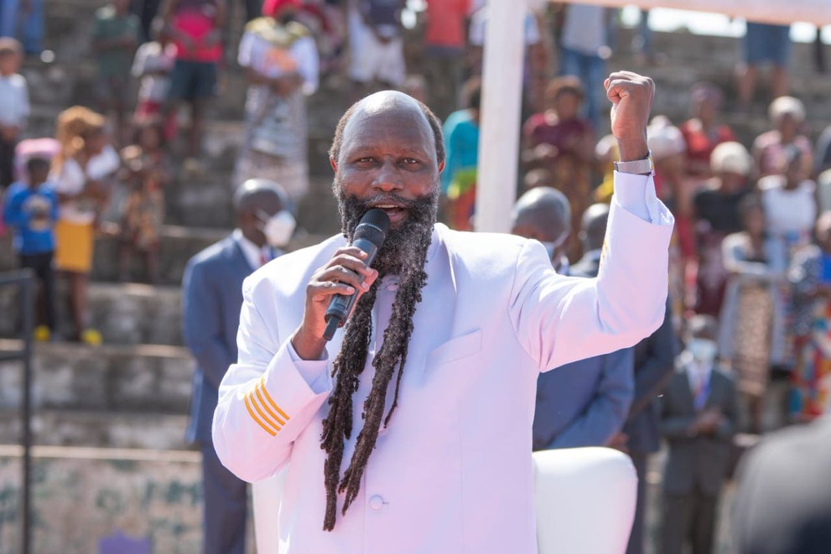 Finally Côte d'Ivoire today is the day of your visitation, the LORD is coming to visit your sick and it doesn't  matter the doctor's report or how many hospitals you visited in search of a solution all that matters now is that the BLOOD OF JESUS has power.
#AbidjanHealingService