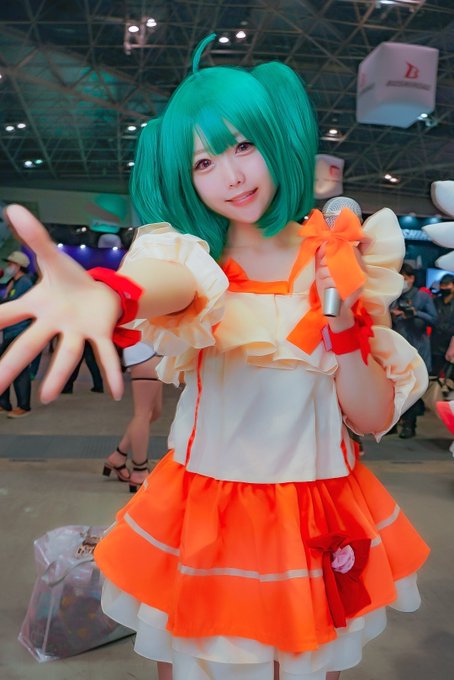 Twitterのコスプレ画像32