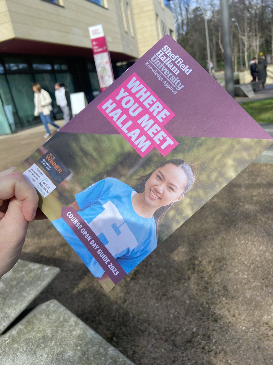 rawnico's tweet photo. Lovely to see so many prospective students at our March Course Open Day #teamhallam @sheffhallamuni plus the sun is shining 😎 Lots of our fabulous students and staff available to answer any questions 🎓 https://t.co/MOSl90f26G