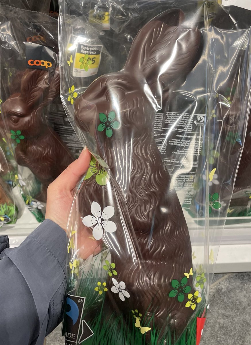 この大きさで4.95スイスフランって安いなって思って😂

買うか悩んでるーーー！！！ https://t.co/GzaMdd3430