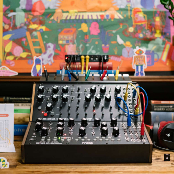 otairecord's tweet photo. 【MOOGのシンセサイザーが40,000円以上お得!】
MOOGのシンセサイザーが「MOOG SOUND STUDIO」が定価より40,000円以上お得な価格で販売中!
開封品ですが新品のため付属品完備、動作、外観、問題ございません!早いもの勝ちです!!!
https://t.co/AC863oPfza
#KORG #MOOGSOUNDSTUDIO #オタレコ https://t.co/O2jIMSMc4P