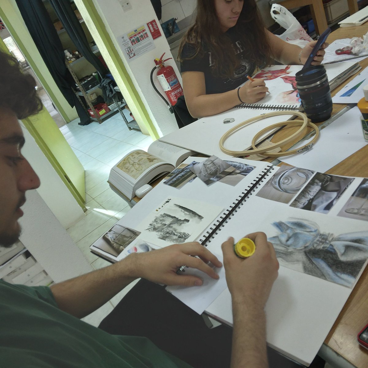BISRCreates's tweet photo. Mrs Khampuwieng's Year 11 art class are working hard at the final weekend workshop before their art exam in May. Good luck to these hard working students. #Alhambra #bisrcreates https://t.co/EfLw0k4jTF