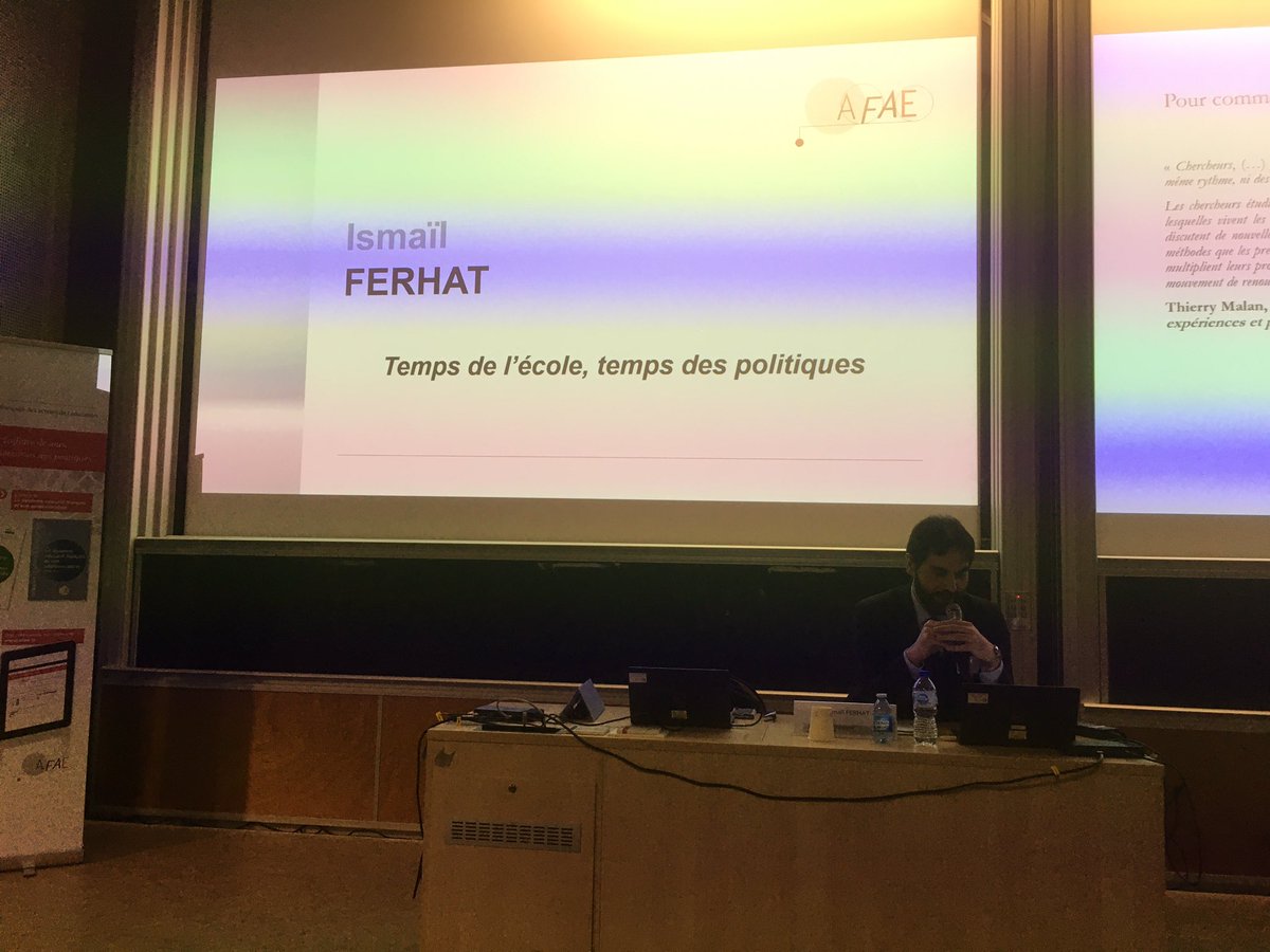 Au colloque de l’AFAE on continue à réfléchir sur le temps avec Ismaïl Ferhat : temps de l’école et temps des politiques…