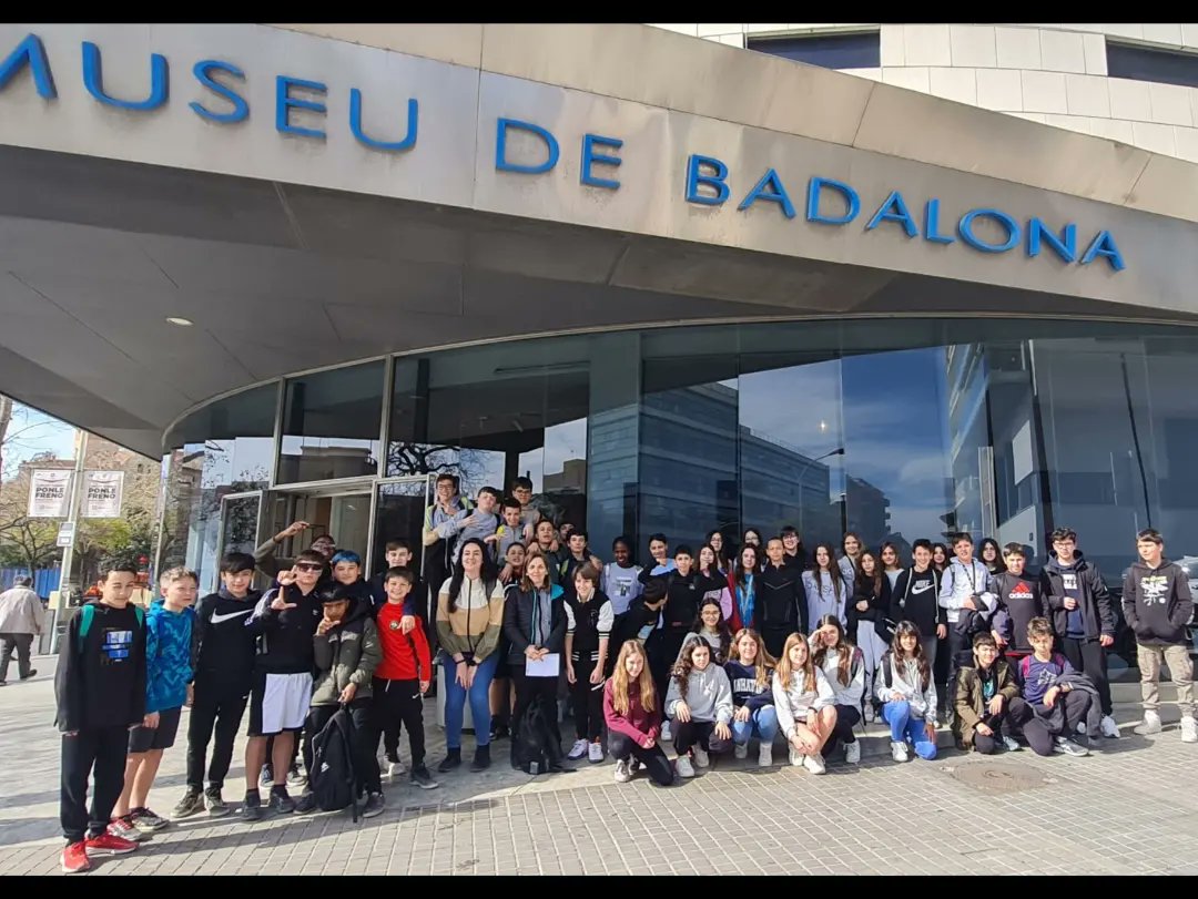 insvoltreganes's tweet photo. El divendres 24 de març, els alumnes de 1r d’ESO de l’institut van anar al Museu de Badalona per visitar la ciutat romana de Baetulo. Aquesta es troba en els subsòl del casc antic de Badalona. Va ser fundada el segle I abans de crist i va perdurar fins al segle VI dc. https://t.co/lv2yE2li7t