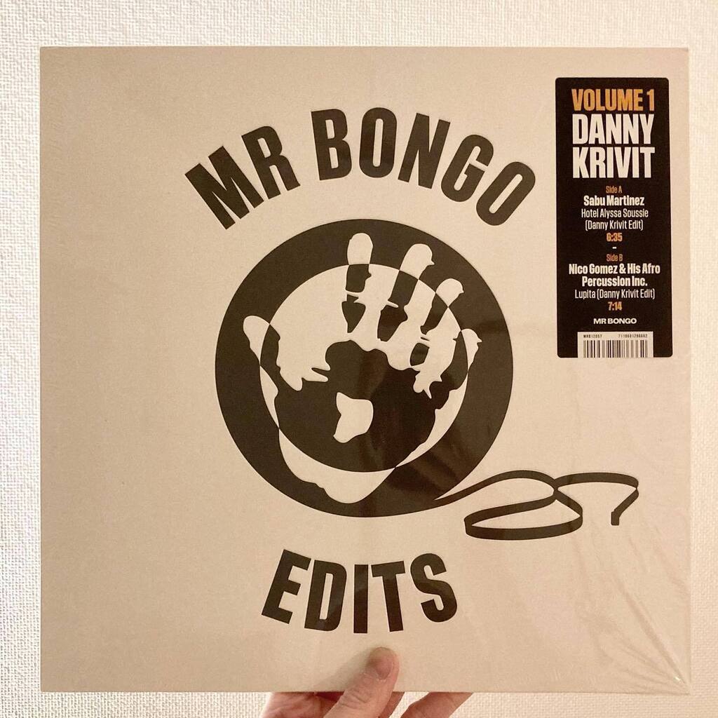 nobi_no_vita's tweet photo. 前回買えなかったブツ。
暖かくなるのが待ち遠しい。

#dannykrivit #mrbongo #subumartinez #reedit #vinylcollection #mrk https://t.co/Ej9iiFAher https://t.co/GUBZMwK7EX