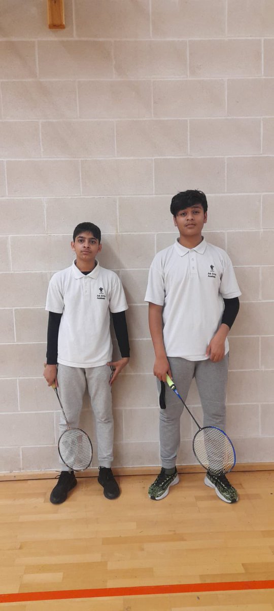 ark_elvinPE's tweet photo. 🚨Inter-form results Spring 2🚨

This busy week was finished off with a two day inter-form badminton competition🏸 Well done all! 🦁 

Winners: 

Year 7- Neomi (G) &amp; Edwin 
Year 8- Jayme (G) &amp; Vayun + Younus 
Year 9-Pallavi (G) &amp;Parshanth + Bhav
Year 10: Kelly (G) &amp;Priyam + Neev https://t.co/qz5CPKu12f