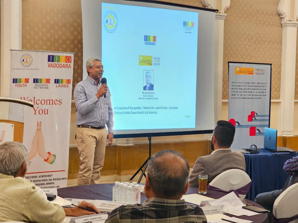 MotilalOswalPW's tweet photo. #WinningWithKnowledge
Our Regional Business Head – West @fariajayeshf shared insights on India – The Golden decade with JITO and FSSI members at Vadodara.
#MotilalOswal #WealthManagement #Vadodara #IncredibleIndia https://t.co/pq1WFG3WEe