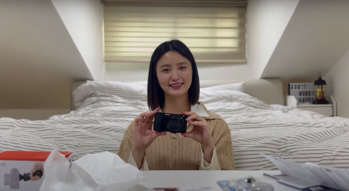lee_z_x's tweet photo. Please Leggosย give some love, likes and subscribe to the newest YT star: โญ๏ธJeonghwaโญ๏ธ! It's a joy to see her share more of her life & times with us. Thank you!ย ๐๐๐ค
https://t.co/grMzVAeOtm
#Leggos #Exid
#๋ฐ์ ํ #์ ํ๋ธ์์ #๋ธ์ด๋ก๊ทธ
#jeonghwa #vlog https://t.co/gCaHaLslUu