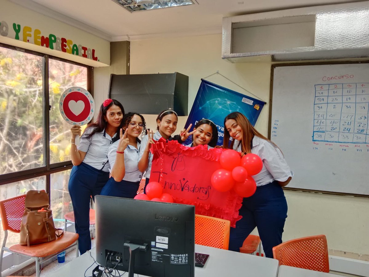 ylromeroSub's tweet photo. Reto Digitación Disruptivo y Divertido en #Ccys @SENAenBolivar instructor Blas Thorrens Red GAF, aprendices de Gestión Administrativa, desarrollaron habilidades en producción documental con eficacia y productividad con estándares de calidad y criterios de valoración ortográfica🤓 https://t.co/hoVGx3ioLm