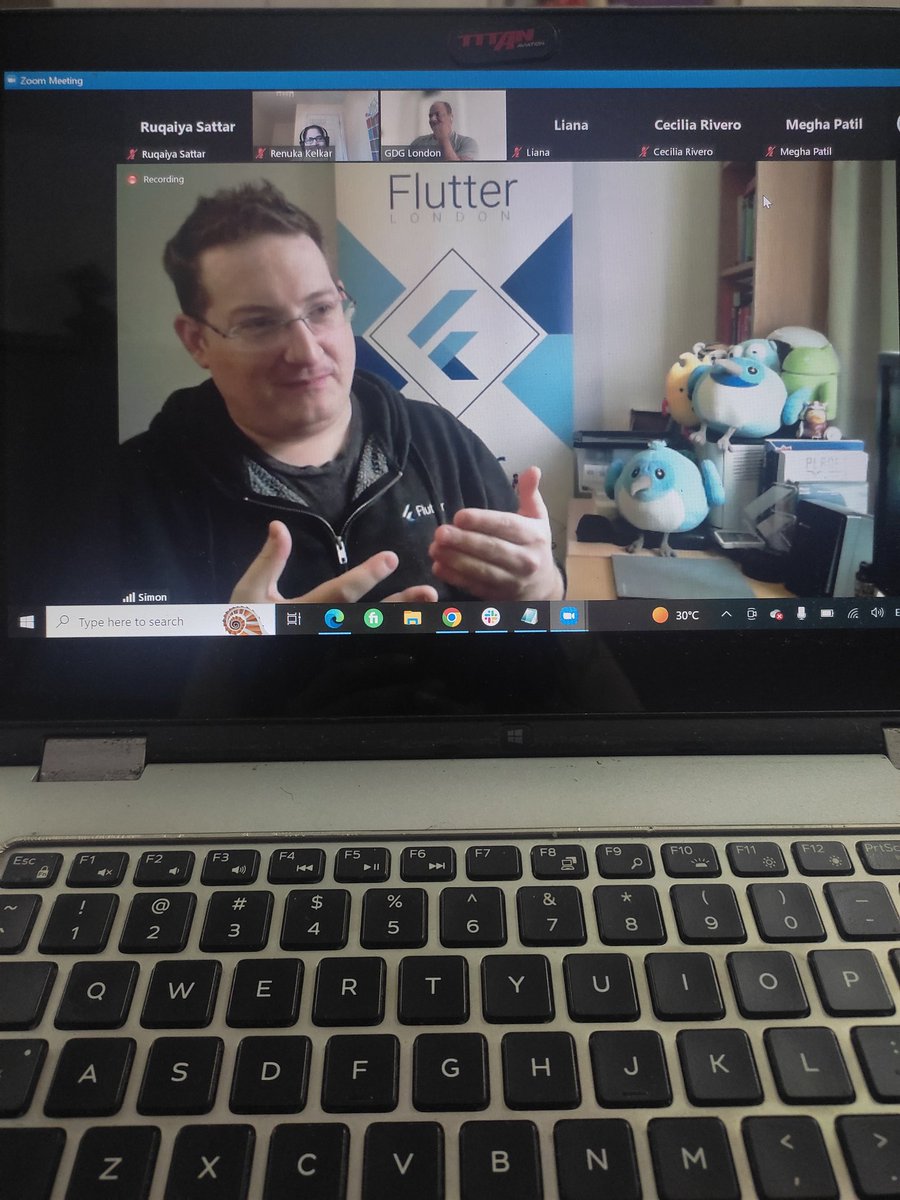 ruqaiyasattar31's tweet image. Much needed session with @devangelslondon

#flutterdevcamp
 @KelkarRenuka @sumithpdd