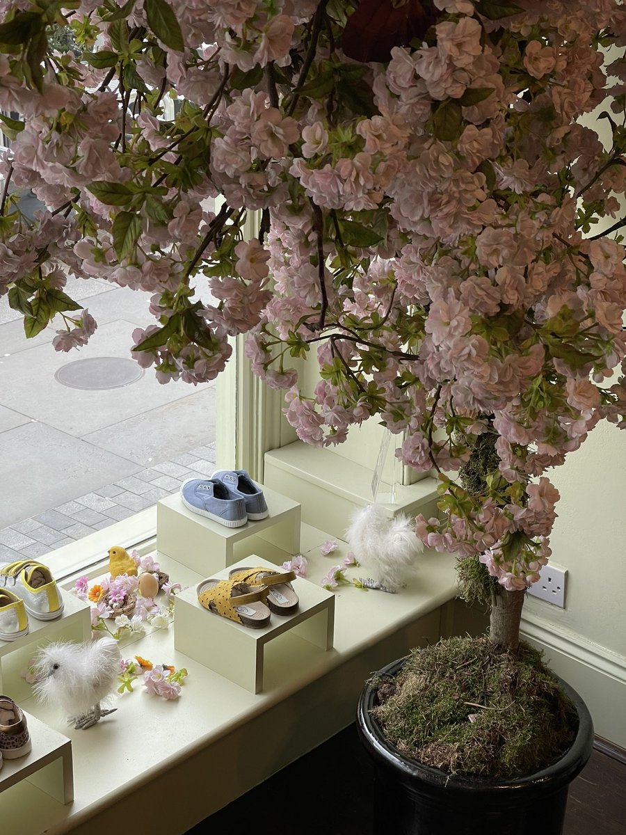 LittleLondonWhispers 💙 tweet media