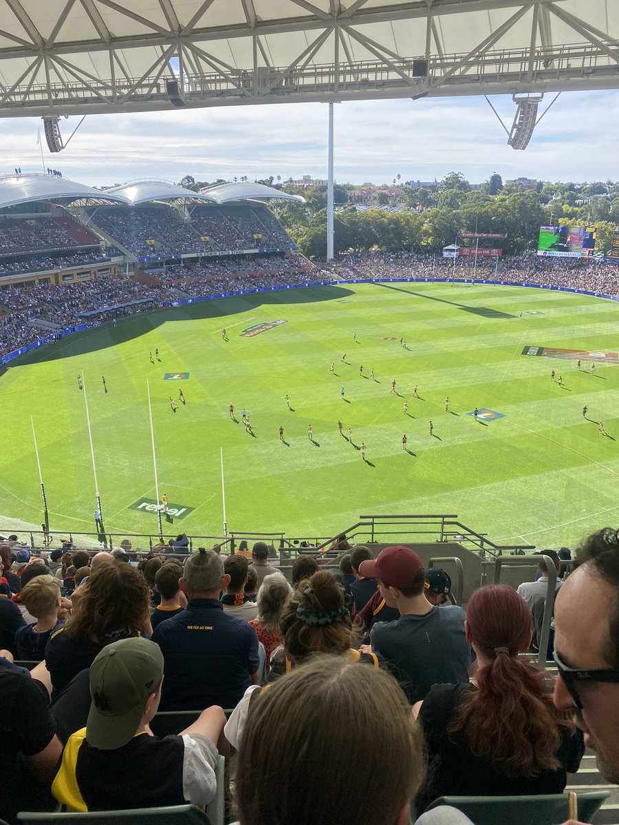 Beautiful day for footy ☀️