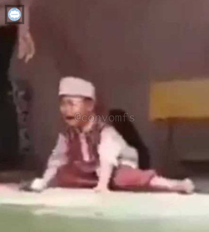 convomfs's tweet photo. 🤍 TADI SENDER LAGI BACA AL QURAN DI KAMAR EH EMAK MASUK, MALU BANGET AAAAAA https://t.co/6Og7zbb6AG