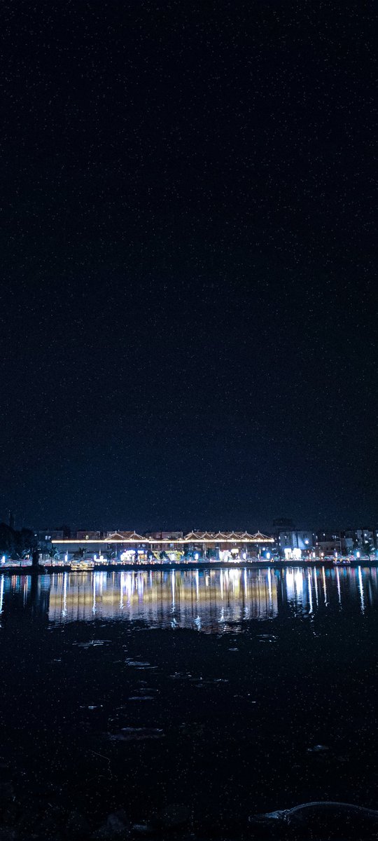Deasprado's tweet photo. Astrophotography 🌌 #Astrophotography #moon #photography #NaturePhotography @NatGeoIndia @natgeowild @earth @UniversalPics @NatGeoIndia https://t.co/VA2fTAXHEd